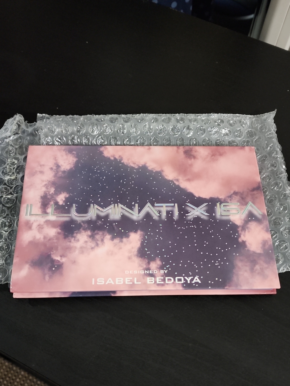 NWOT Illimunati Glam Pallette